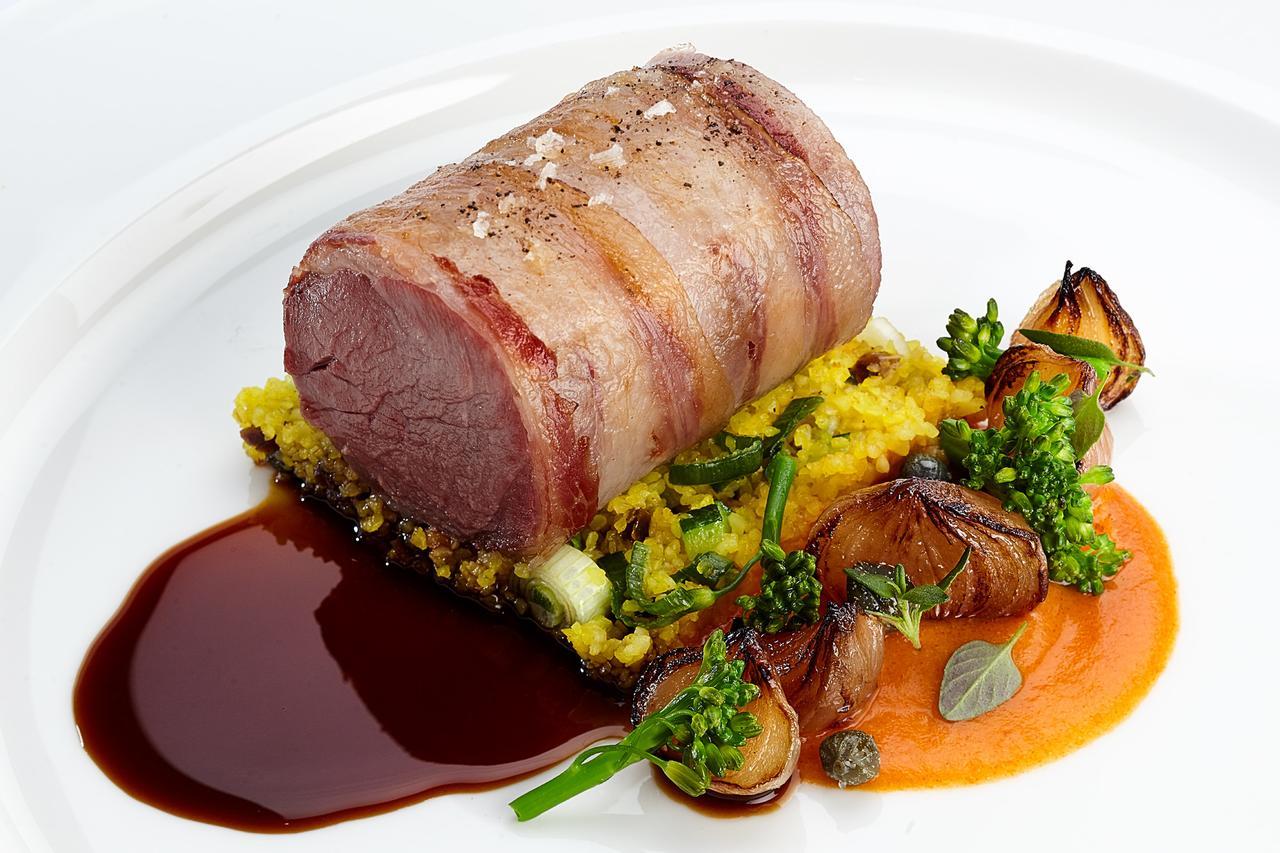 Althoff Hotel Fuerstenhof Celle Zewnętrze zdjęcie A beef tenderloin